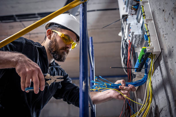 Best Licensed Electrician  in Maple Valley, WA